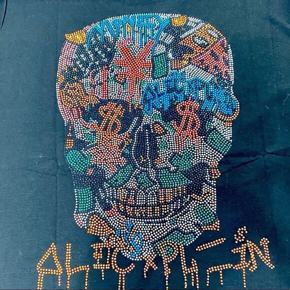 Black Short Sleeve Graphic Studded Skulls Tees - NEW - Picture 3 of 3